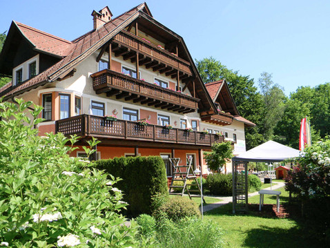 Kärntnerhof Velden-2.jpg